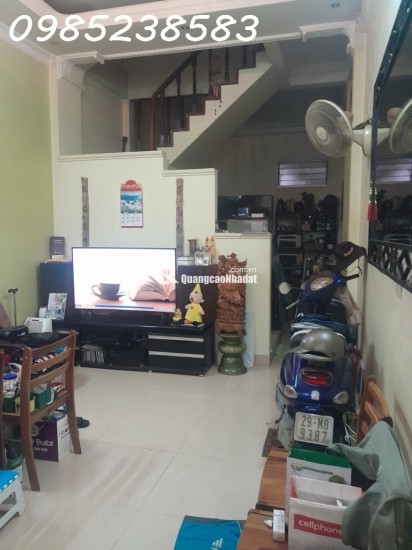 Bán gấp nhà 50m², 4 tầng tại Hào Nam - Giá  8.5 tỷ